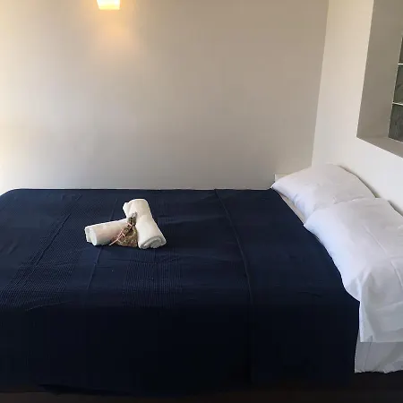 Apartamento Trip Castell 2 *